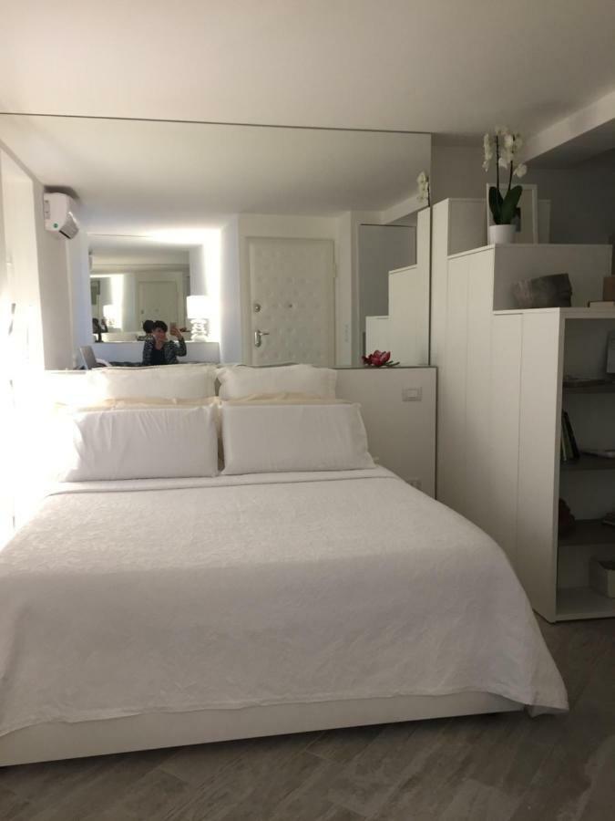 La Porta Bianca Appartement Triëst Buitenkant foto