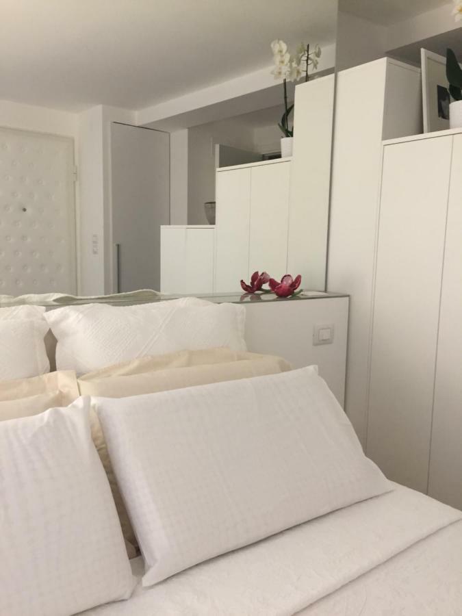 La Porta Bianca Appartement Triëst Buitenkant foto